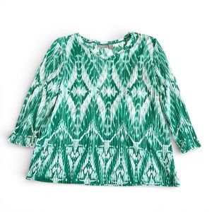 Chico’s Women’s Green and White V-Neck Patterned Top - M (Chico 2)